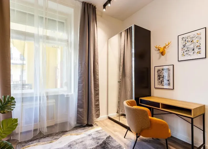 A13 - Boutique Retreat, Charm By Bqa Apartament Budapeszt