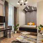 A13 - Boutique Retreat, Charm By Bqa Daire *