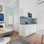 A13 - Boutique Retreat, Charm By Bqa Daire *