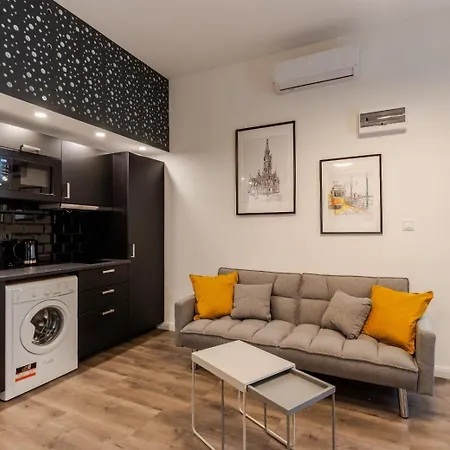 A13 - Boutique Retreat, Charm By Bqa