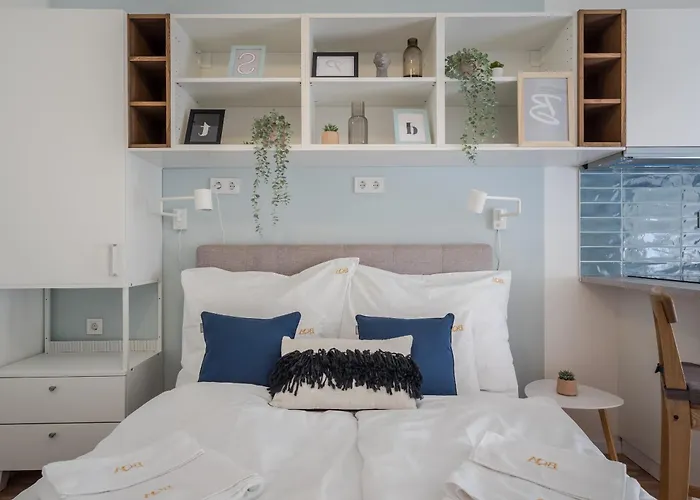 Apartman A13 - Boutique Retreat, Charm By Bqa *